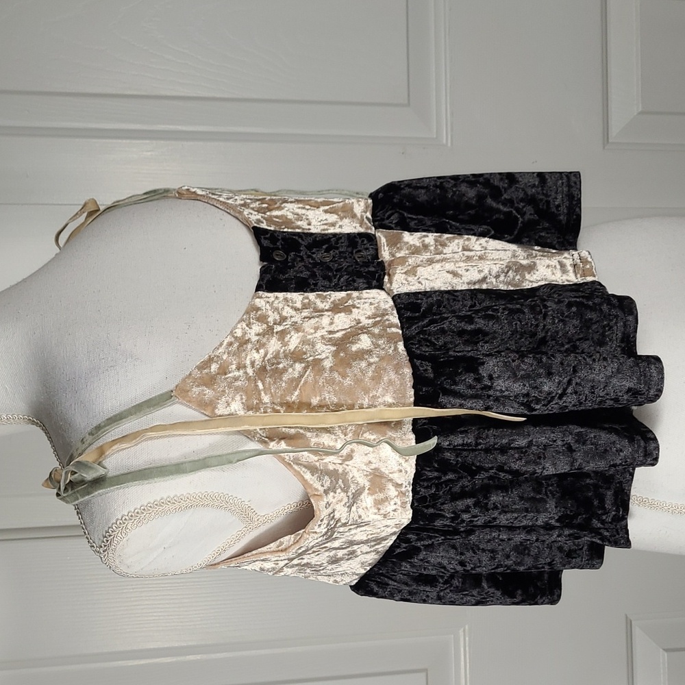NWT POL Velvet Ruffle Babydoll Crop Top in Cream & Black w/ Cream & Gray Straps - Picture 6 of 15